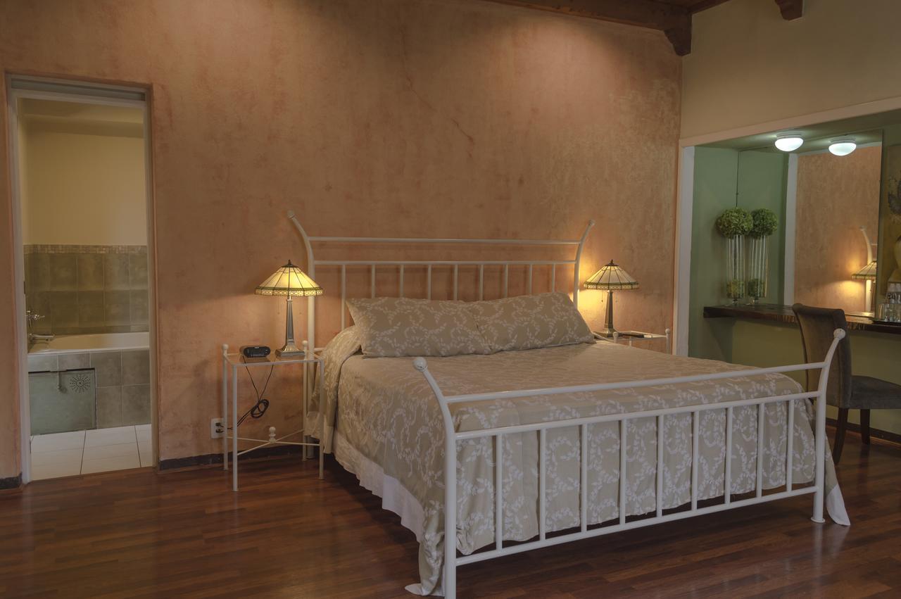 מלון Casa Santa Rosa Boutique 3*